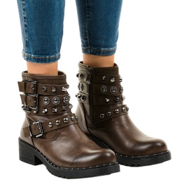 Brown insulated boots 77-8 green 1