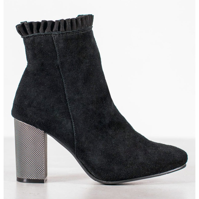 Goodin Leather Booties With A Frill black 2
