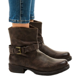 Brown insulated boots 5922 1