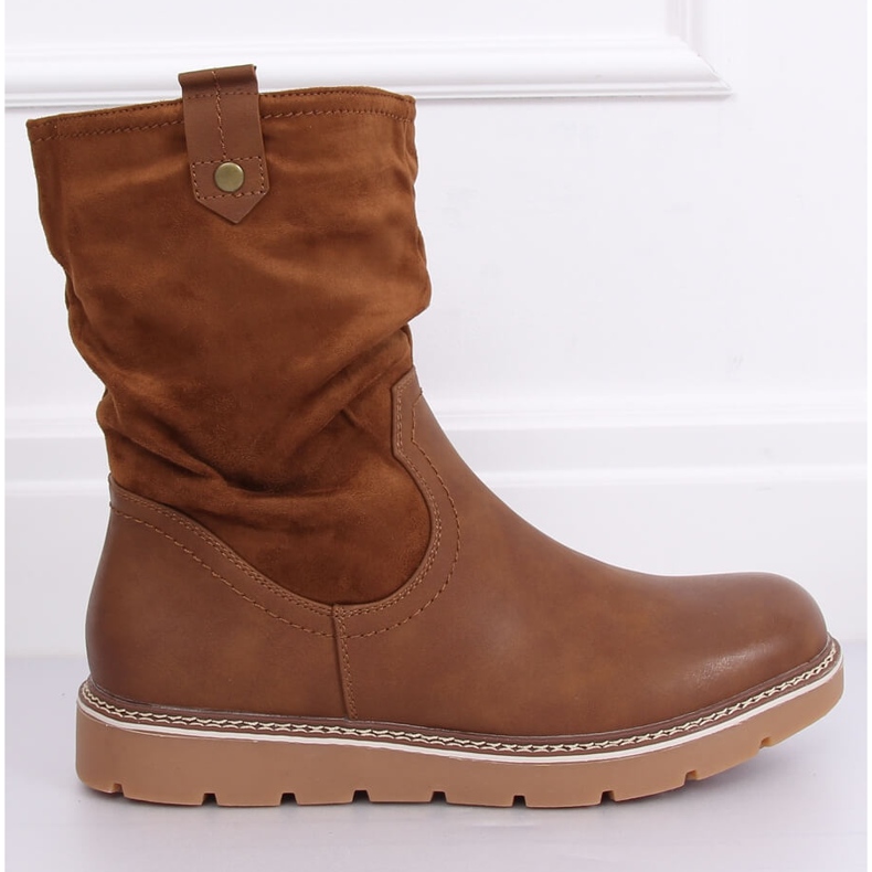 Boots on thick camel BM-9062 Camel soles brown 2