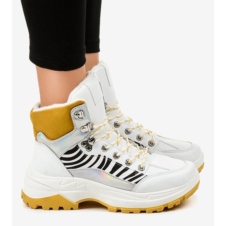 Insulated white women's sneakers F-19208-2 1