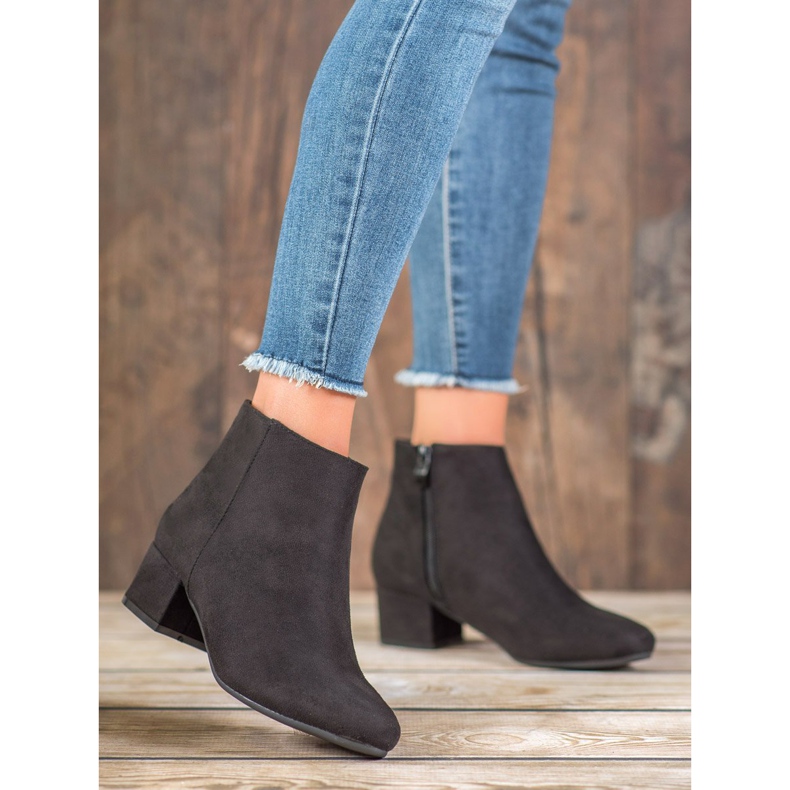 Mannika Classic suede boots black 1