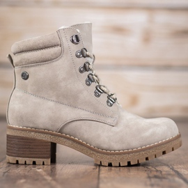 Goodin Beige boots with sheepskin 1