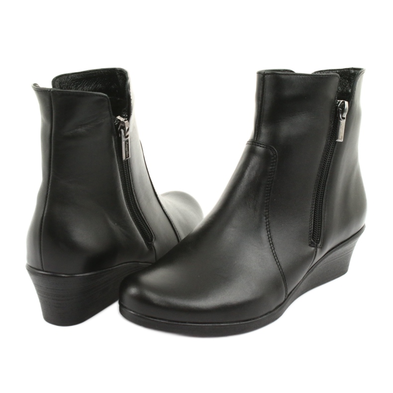 Winter boots on the wedge Angello 971 black 4