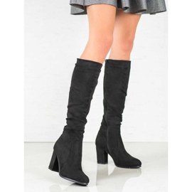Wilady Suede Boots On A Pillar black 2