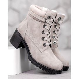 insulated dress boots