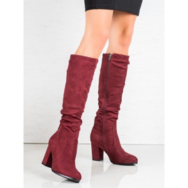 Wilady Suede Boots On A Pillar red 1
