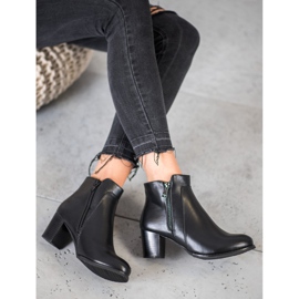 J. Star Booties With A Zipper black 1