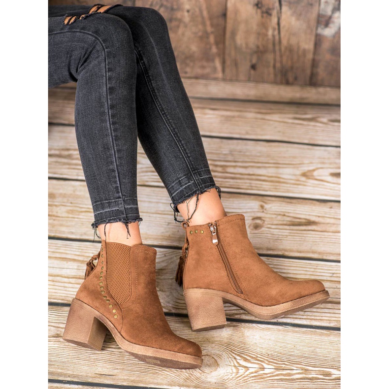 Small Swan Chelsea boots with fringes brown 2