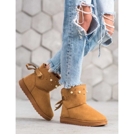SHELOVET Mukluki With Beads beige 1