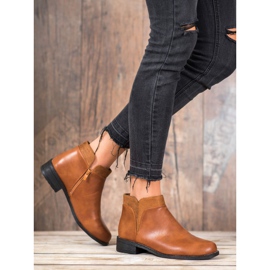 Small Swan Casual Camel Boots brown 1