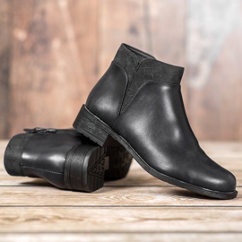 Small Swan Casual Black Boots 1