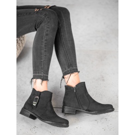Small Swan Black suede boots 2