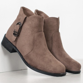 Small Swan Beige suede boots 1