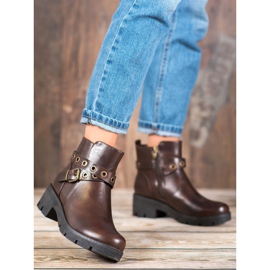 SHELOVET Brown Workers 2