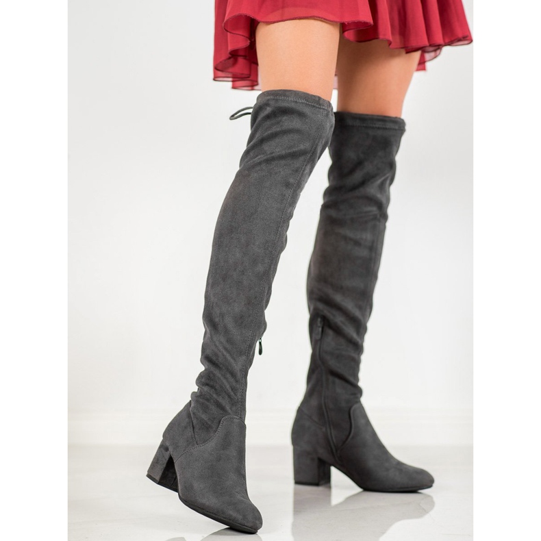 Seastar Gray Musketeers On The Post grey 1