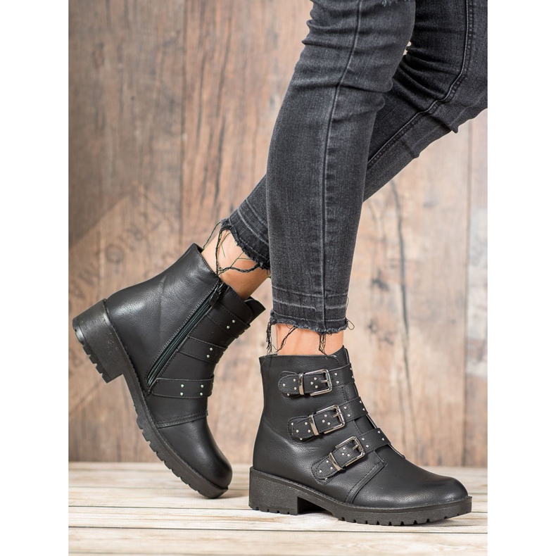 J. Star Black Workers With Clasps 1