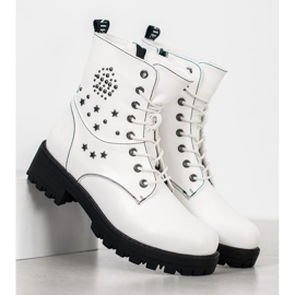 Goodin White Trappers With Stars 1