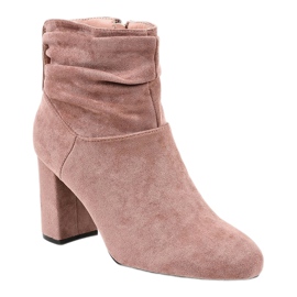 Elegant pink ankle boots on the 884 post 1