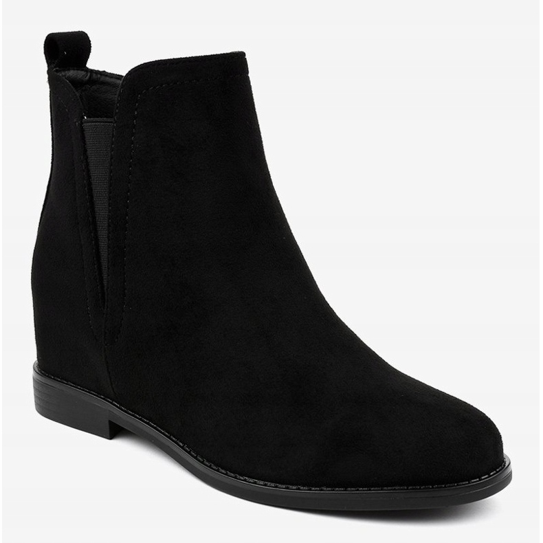Black Chelsea boots with a wedge BM279 1