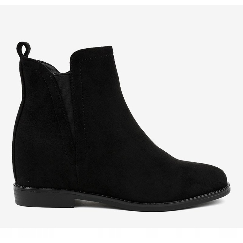 Black Chelsea boots with a wedge BM279 2