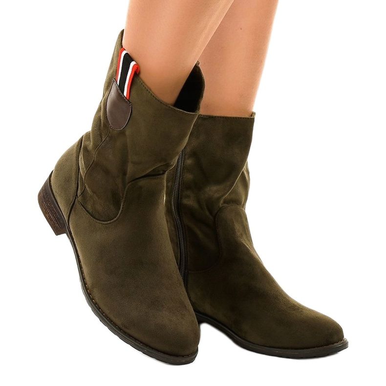 Green insulated flat boots 99-110 1