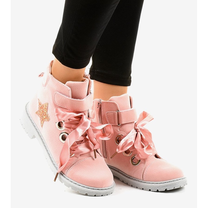 BM Pink hiking boots with a star TL51-4 1