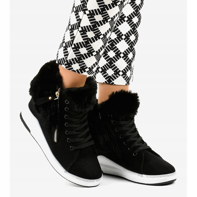 Black women's insulated sneakers CN686 2