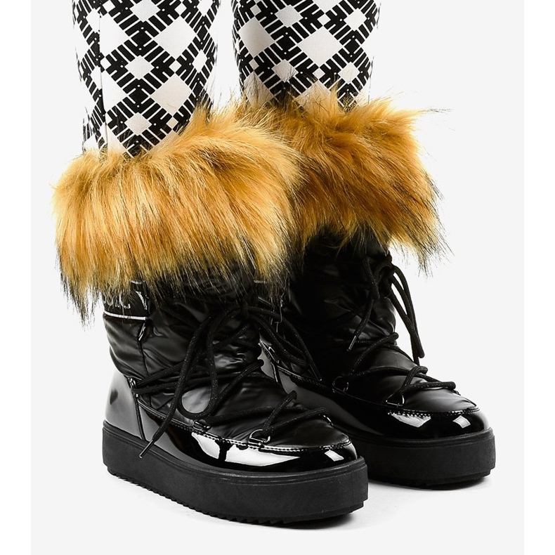 Black fashionable snow boots with fur 119-39 1