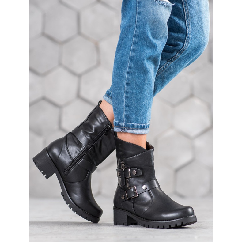 Nio Nio Black Workers On The Slider 2