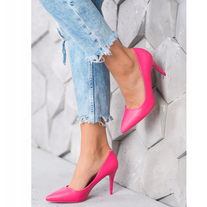 Kylie Pink Pumps 1