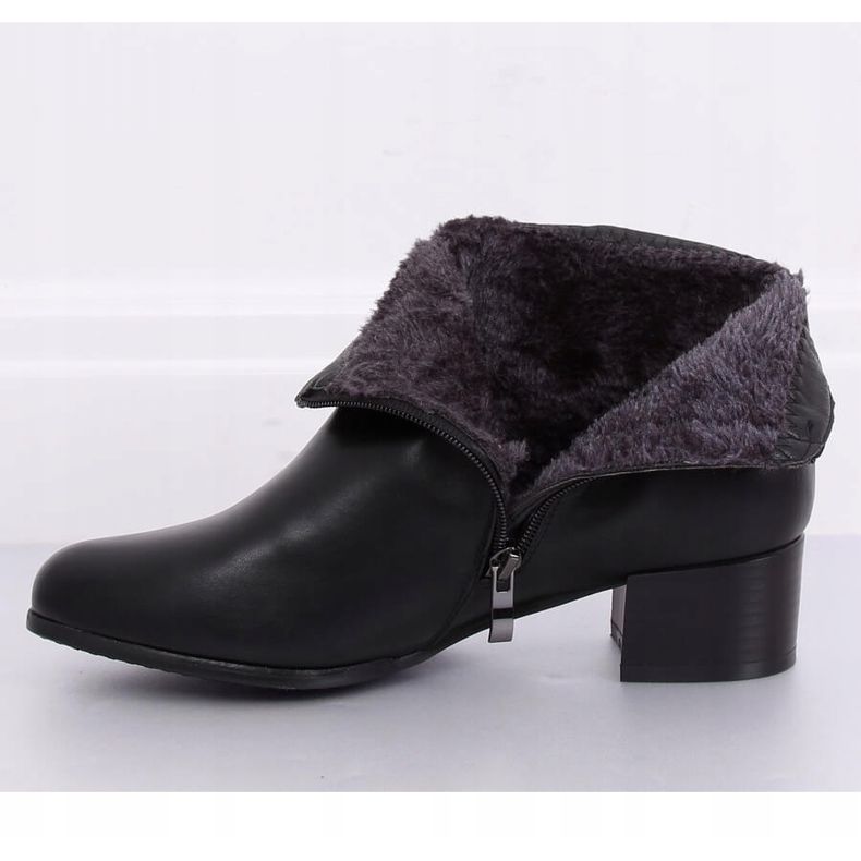 Black low-heeled boots CK63-2 Black 1