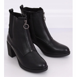 Boots on a comfortable heel black SG-363 Black 1
