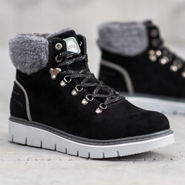 McKey Suede Trappers black 1