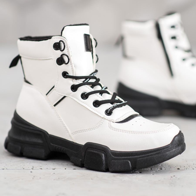 SHELOVET Boots On The Fashion Platform white 1