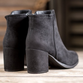 Clowse Classic Black Boots 1