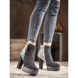 Weide Snake Print Platform Boots black 1