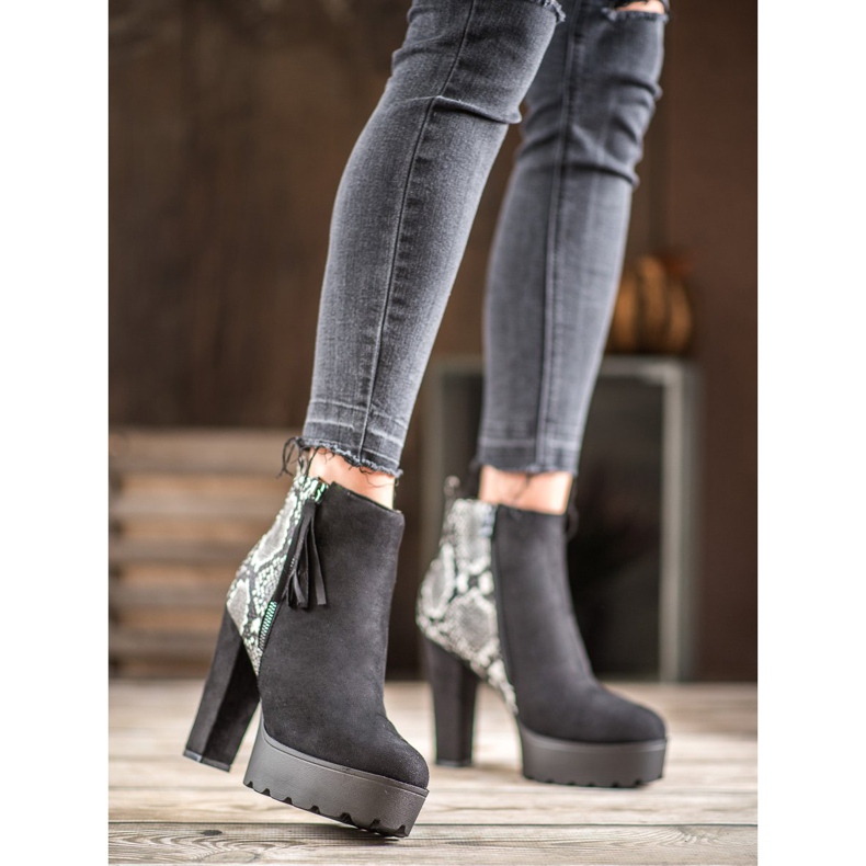 Weide Snake Print Platform Boots black 1