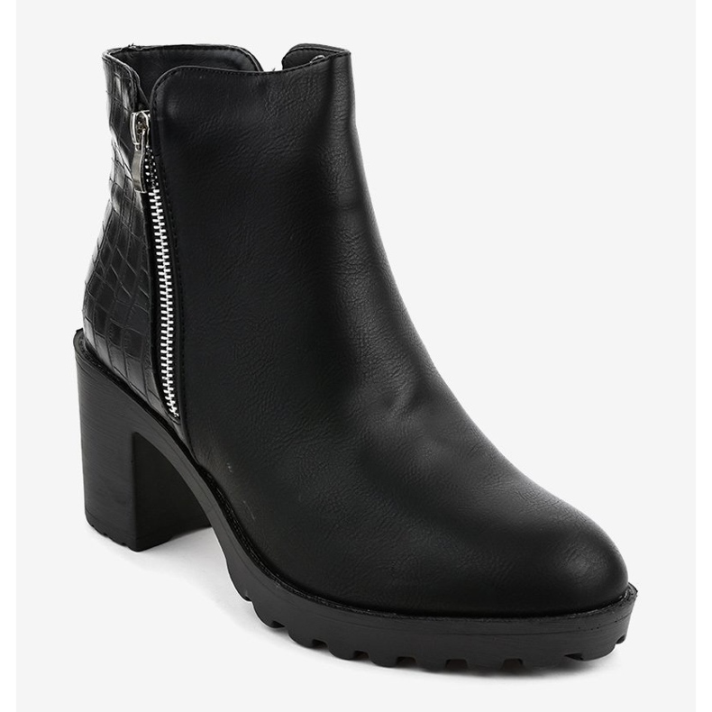 Black ankle boots on the LL27 post 1