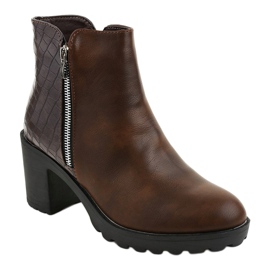 Brown ankle boots on the LL27 post 1