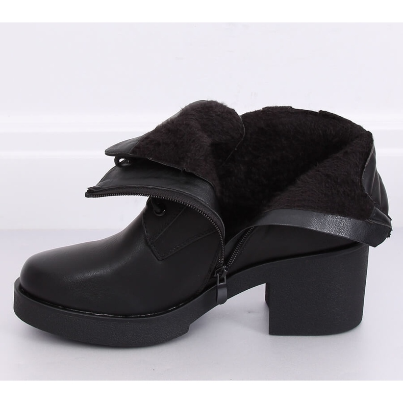 Black boots with thick soles 2097 Black 1