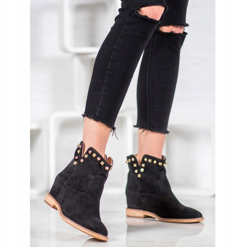 Bella Paris Cowboy boots with jets black 1