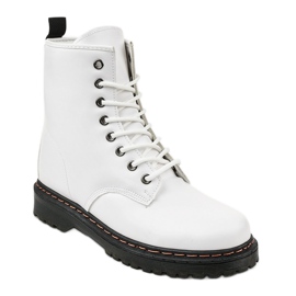 White insulated boots DJH01-1 1