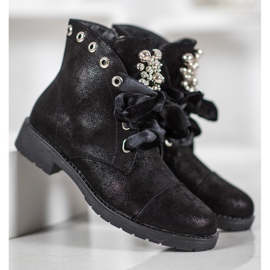 Bella Paris Boots With A Decorative Bow black 1