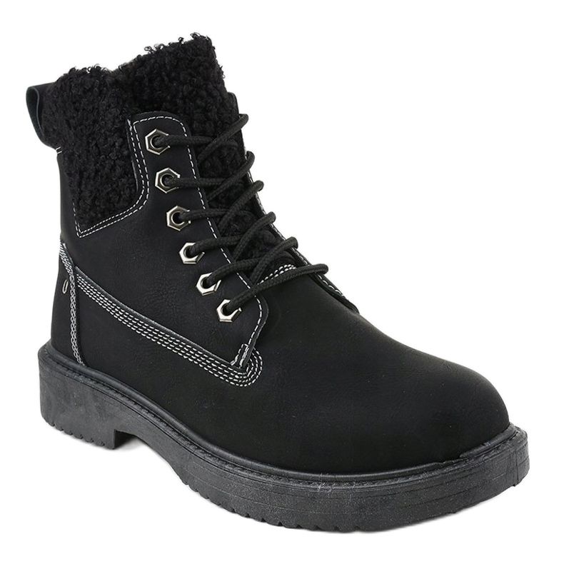 Black insulated boots A6308 1