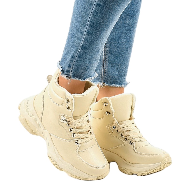 Insulated beige women's sneakers C-3132 1