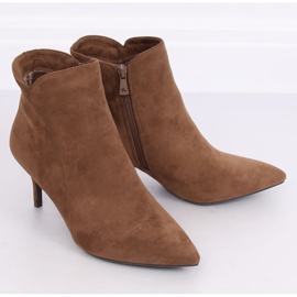 Brown Boots on a low heel K1906806 Taupe 2