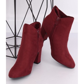 Burgundy high-heeled boots K1809810 Burdeos red 1