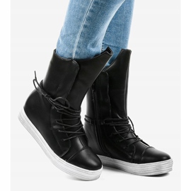 Black sneakers, insulated boots HX5187-3 2