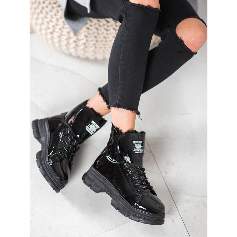 Bella Paris Lacquered Eco-Leather Sneakers black 2 Bella Paris Lacquered Eco-Leather Sneakers black 2